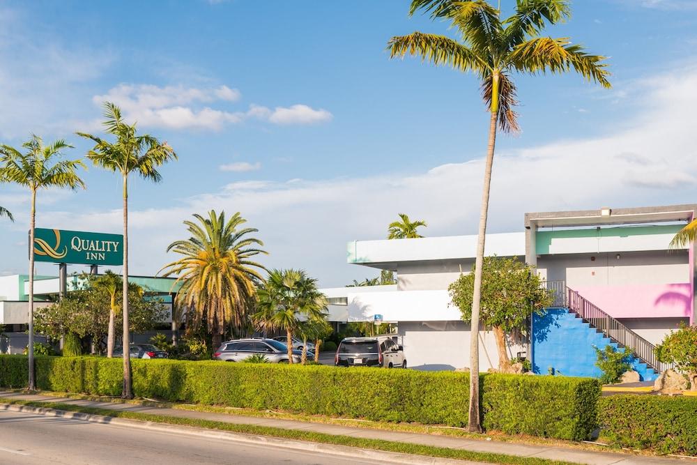 Quality Inn Miami South Palmetto Bay Exterior photo