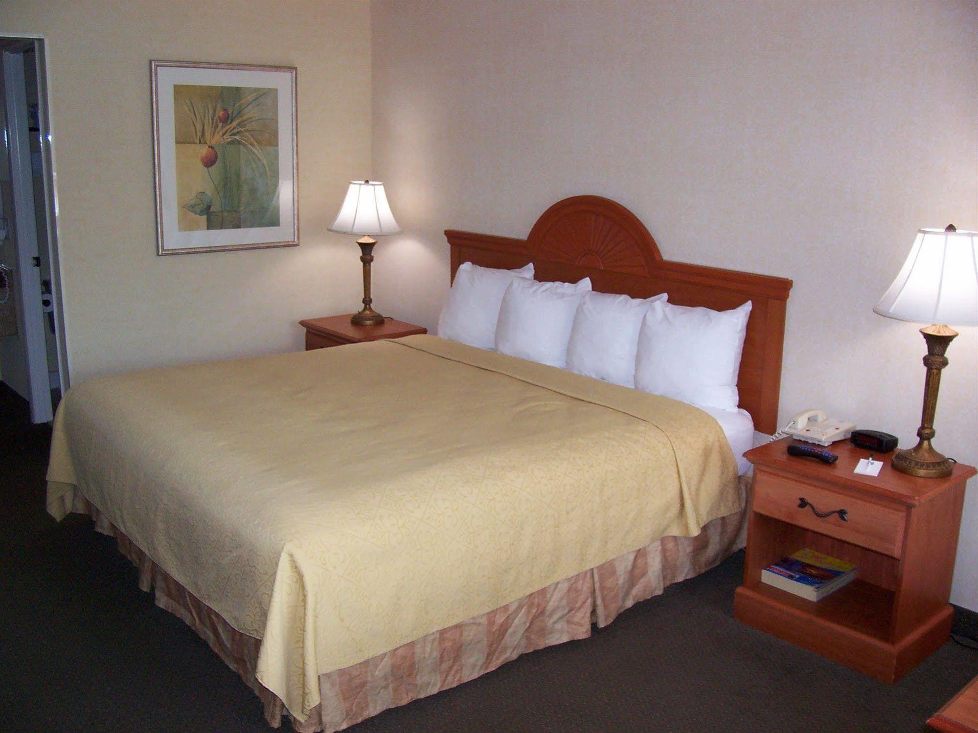Quality Inn Miami South Palmetto Bay Exterior photo